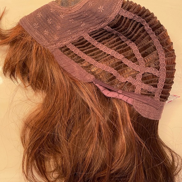 Tressalure Wig in dark auburn/chestnut - Picture 7 of 16